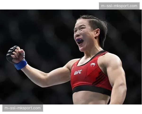 UFC 300数字赛：中国选手张伟丽分歧判定战胜对手，成功卫冕