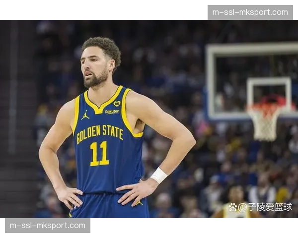 克莱·汤普森回应续约问题:“我的心属于金州,希望能在此终老。” 克莱·汤普森回应续约问题:“我的心属于金州,希望能在此终老。”